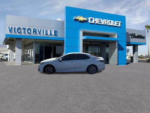Used 2022 Toyota Camry LE FWD image 8