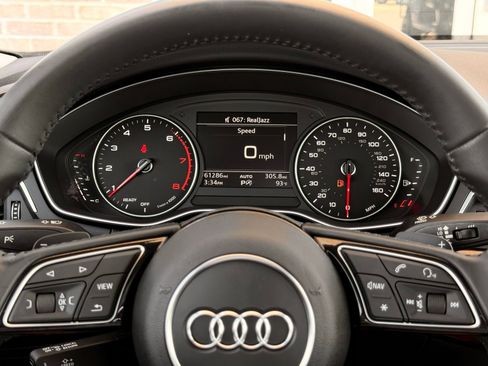 Used 2017 Audi A4 2.0T Premium w/ Convenience Package AWD/4WD image 37