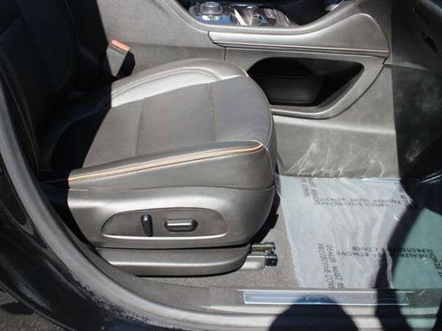 Used 2021 GMC Acadia AT4 image 34