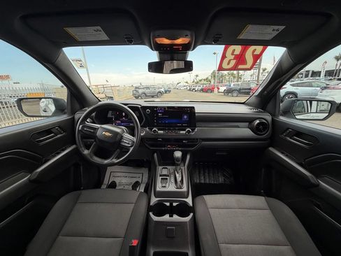 Used 2023 Chevrolet Colorado W/T RWD image 13