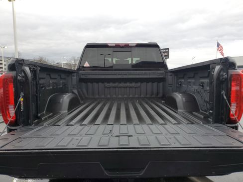 Used 2023 GMC Sierra 2500 Denali w/ Technology Package image 11