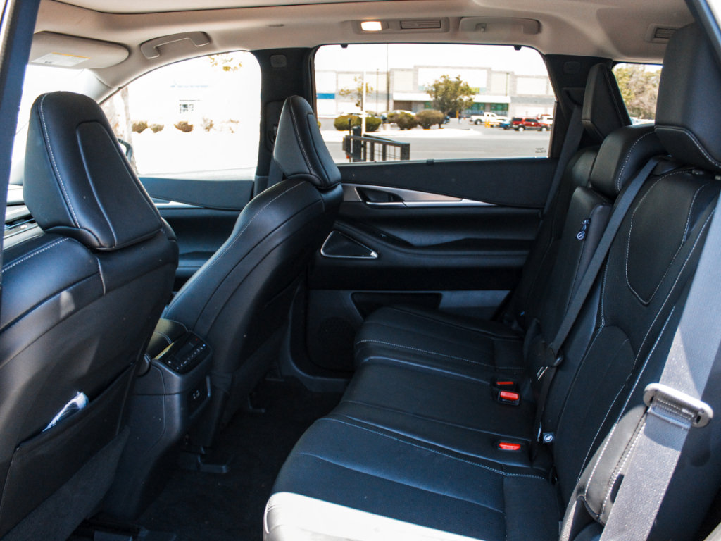 Used 2025 INFINITI QX60 Luxe AWD/4WD image 25
