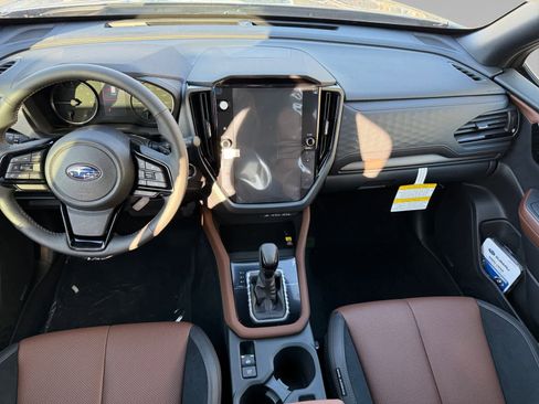 Used 2025 Subaru Forester Touring w/ Protection Package image 10