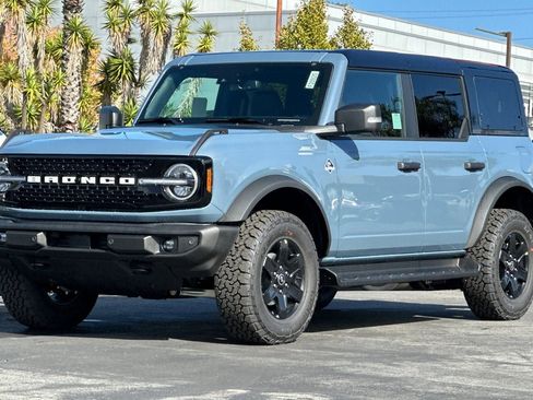 New 2025 Ford Bronco Outer Banks image 8