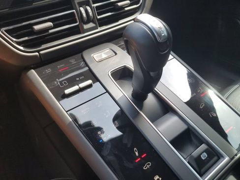 Used 2023 Porsche Macan GTS AWD/4WD image 27