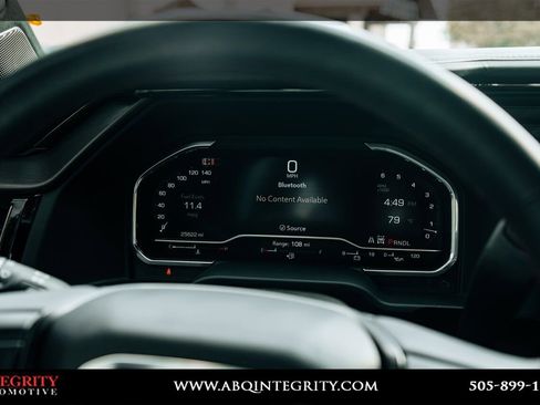 Used 2025 GMC Sierra 2500 AT4X image 29