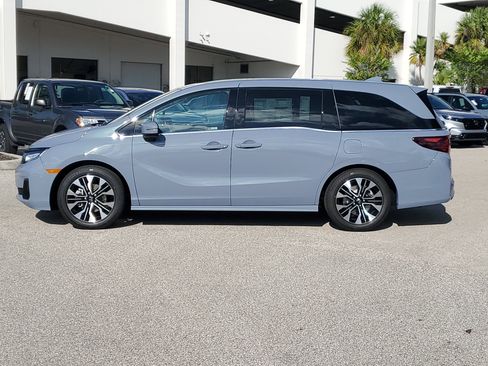 New 2026 Honda Odyssey Elite image 7
