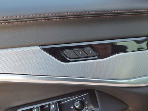 Used 2024 Jeep Wagoneer Launch Edition AWD/4WD image 11