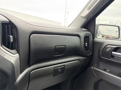 Used 2022 Chevrolet Silverado 1500 Custom image 22