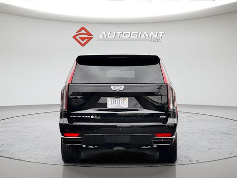Used 2021 Cadillac Escalade Sport RWD image 6