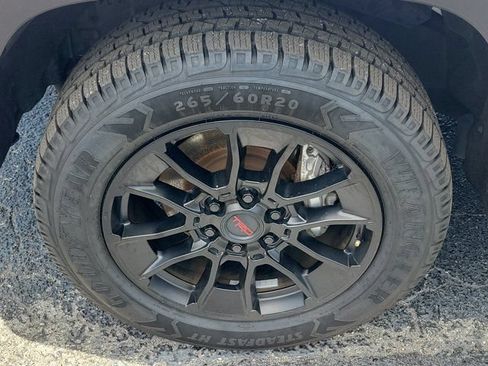 Used 2022 Toyota Tundra SR5 w/ Convenience Package RWD image 8