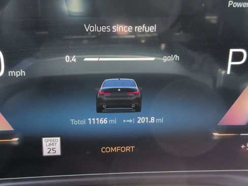 Used 2025 BMW 330i Sedan w/ Convenience Package image 22