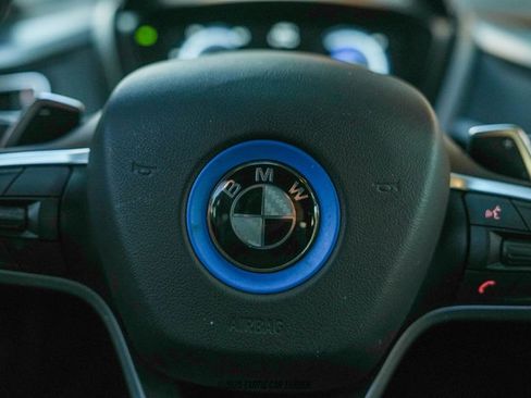 Used 2017 BMW i8 image 36