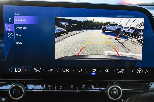Used 2024 Chevrolet Blazer EV LT AWD/4WD image 21