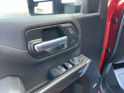 Used 2022 GMC Sierra 2500 AT4 w/ AT4 Premium Plus Package image 14