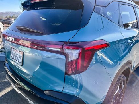 Certified 2025 Kia Seltos S FWD image 14