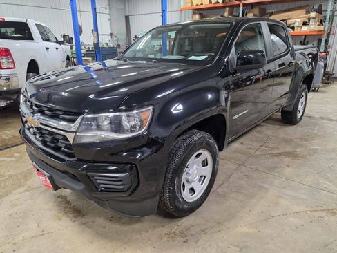 Used 2022 Chevrolet Colorado W/T w/ WT Convenience Package AWD/4WD image 4