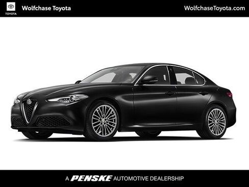 Used 2017 Alfa Romeo Giulia Sprint w/ Cold Weather Package image 1