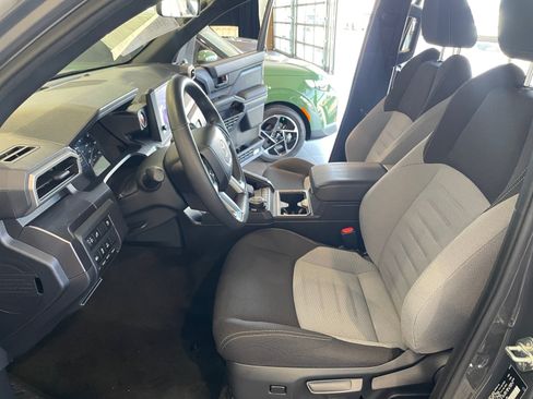 Used 2025 Toyota 4Runner TRD Off-Road AWD/4WD image 14
