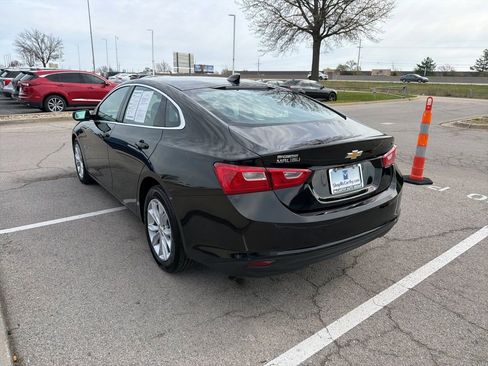 Used 2025 Chevrolet Malibu LT FWD image 5