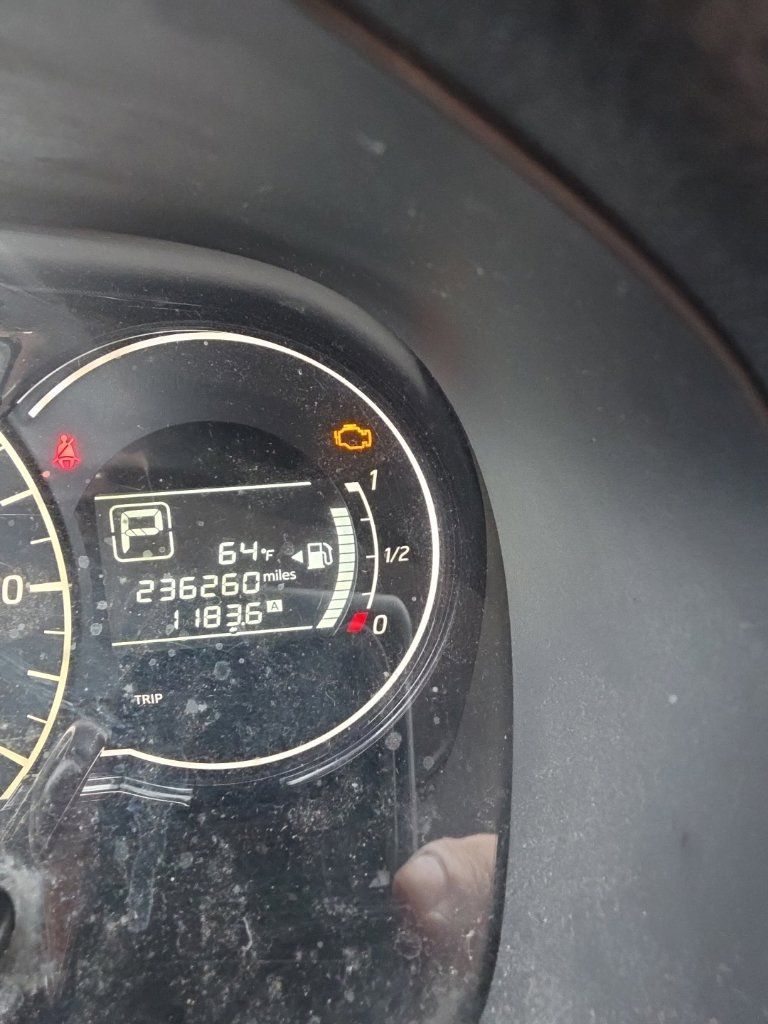Used 2020 Nissan Versa S FWD image 13