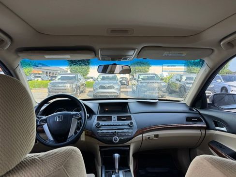 Used 2012 Honda Accord EX image 11