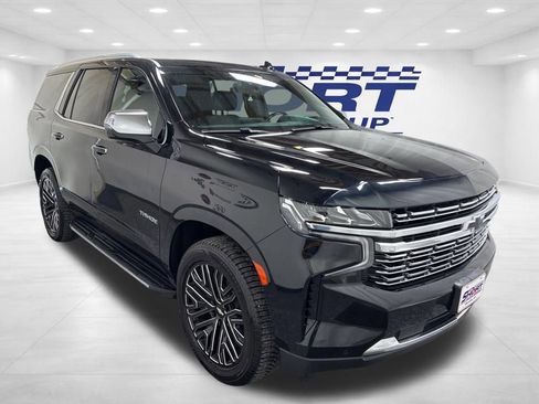 Used 2021 Chevrolet Tahoe Premier w/ Premium Package image 4