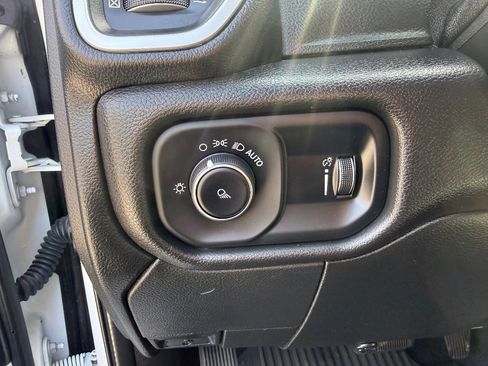 Used 2022 RAM 2500 Big Horn AWD/4WD image 18