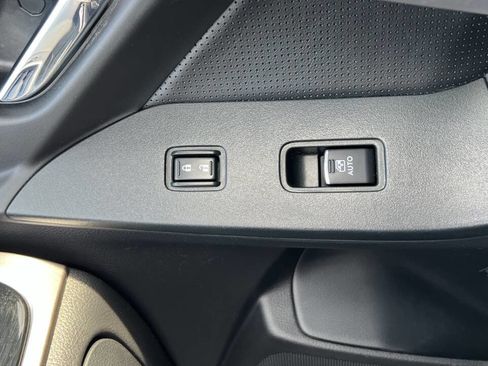 Used 2018 Subaru Forester 2.5i Premium w/ Protection Package #1 image 17