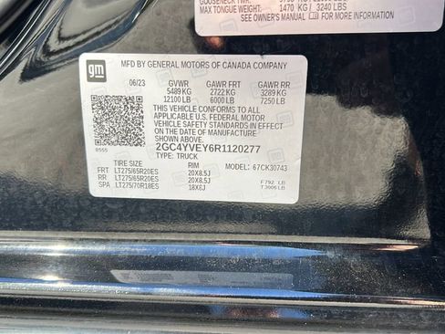 Used 2024 Chevrolet Silverado 3500 High Country w/ High Country Premium Package image 30