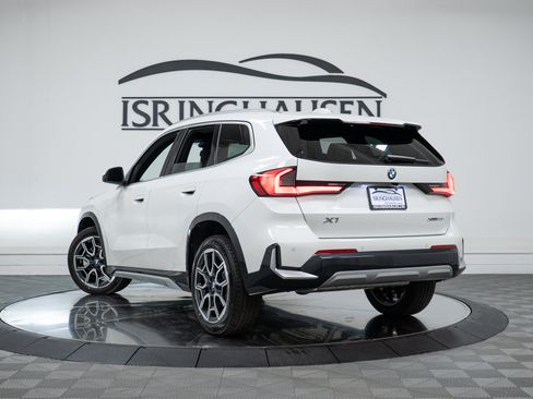 Used 2026 BMW X1 xDrive28i w/ Technology Package AWD/4WD image 28