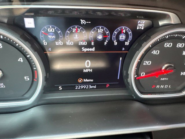 Used 2020 Chevrolet Silverado 2500 High Country w/ Technology Package AWD/4WD image 40