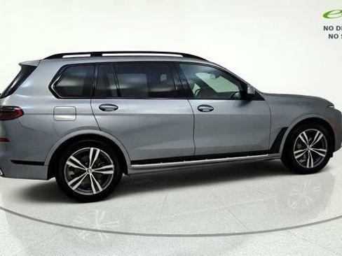 Used 2026 BMW X7 xDrive40i AWD/4WD image 8