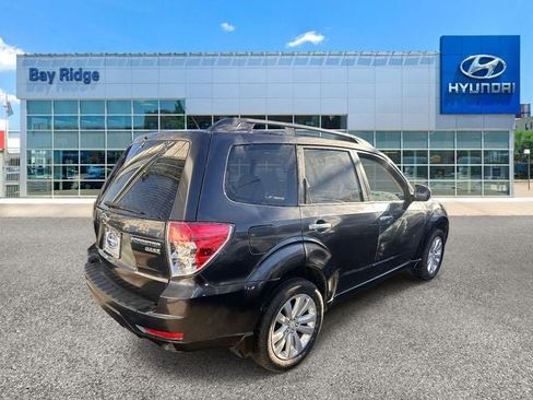 Used 2012 Subaru Forester 2.5X Premium w/ All-Weather Pkg image 4
