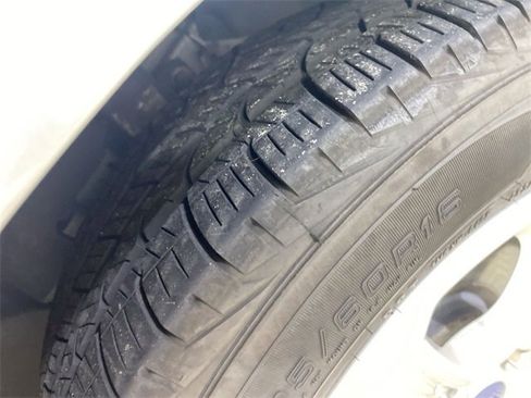 Used 2021 Ford EcoSport SE image 23