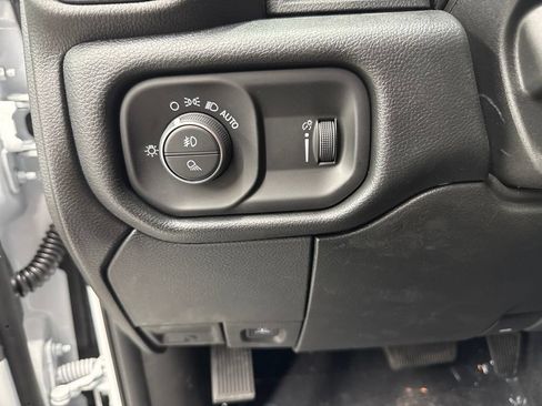 New 2026 RAM 3500 Tradesman AWD/4WD image 17