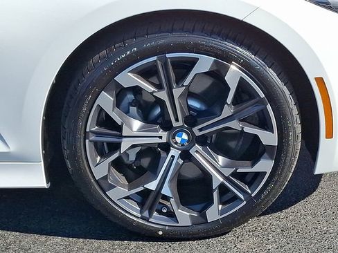Used 2025 BMW 330i xDrive Sedan w/ Driving Assistance Package AWD/4WD image 8