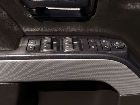 Used 2019 Chevrolet Silverado 1500 LT w/ All Star Edition image 15