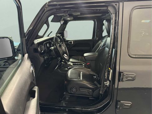 Used 2021 Jeep Wrangler Unlimited Sahara image 11