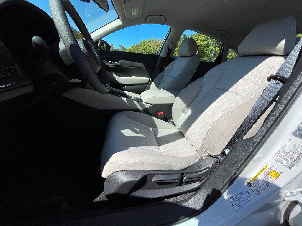 Certified 2025 Honda Accord LX image 26