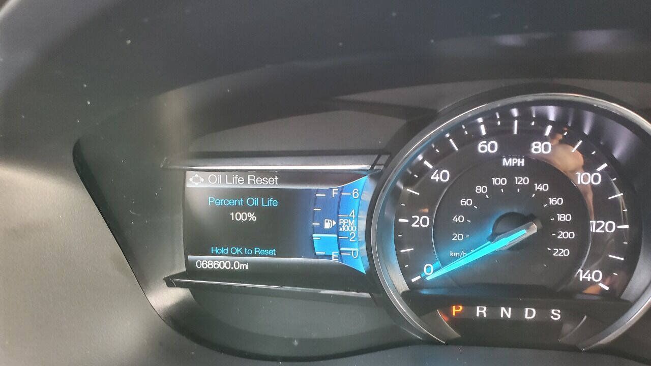 Used 2018 Ford Explorer Sport w/ Equipment Group 401A AWD/4WD image 22