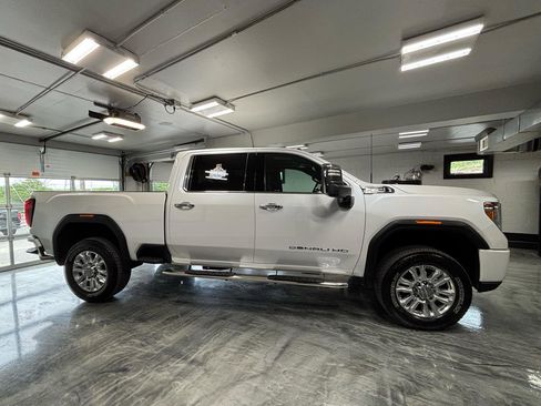 Used 2021 GMC Sierra 3500 Denali w/ Denali Ultimate Package AWD/4WD image 13