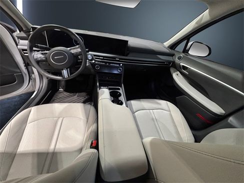 Used 2024 Hyundai Sonata SEL w/ Convenience Package image 10