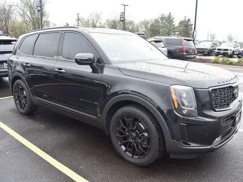 Used 2021 Kia Telluride SX w/ SX Prestige Package image 10
