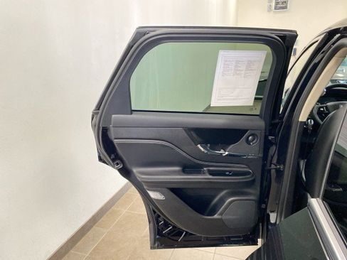 Certified 2023 Lincoln Corsair AWD w/ Equipment Group 102A image 8