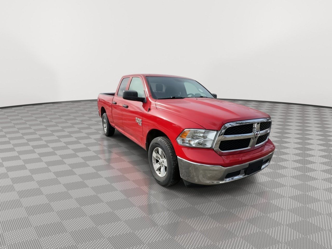 Used 2024 RAM 1500 Classic SLT AWD/4WD image 2