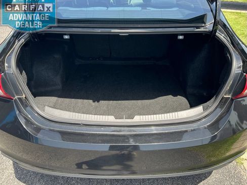 Used 2020 Chevrolet Malibu LT FWD image 24