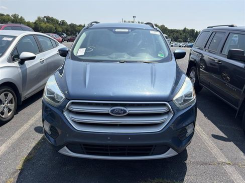 Used 2018 Ford Escape SEL FWD image 2