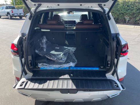 New 2026 BMW X5 xDrive50e w/ Climate Comfort Package image 19