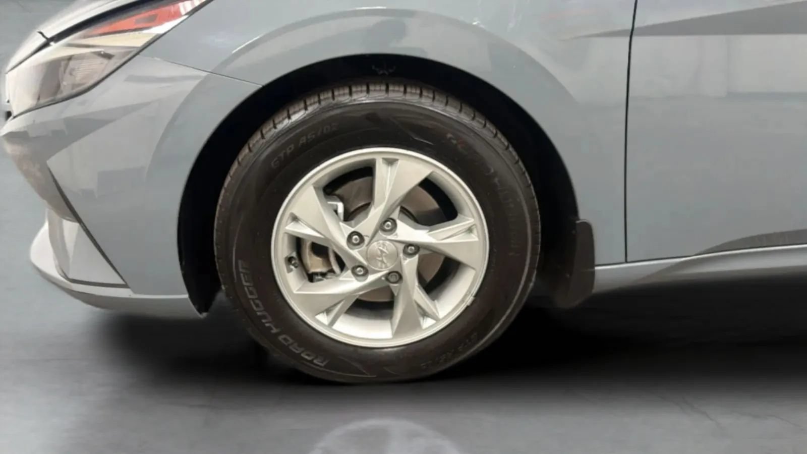 Used 2023 Hyundai Elantra SE FWD image 27